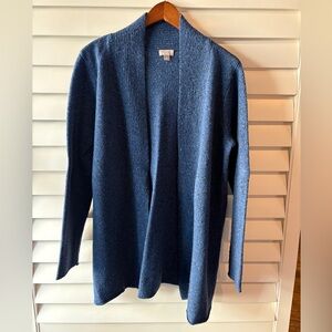 J. Jill wool women’s sweater.
80% wool 20% cashmere